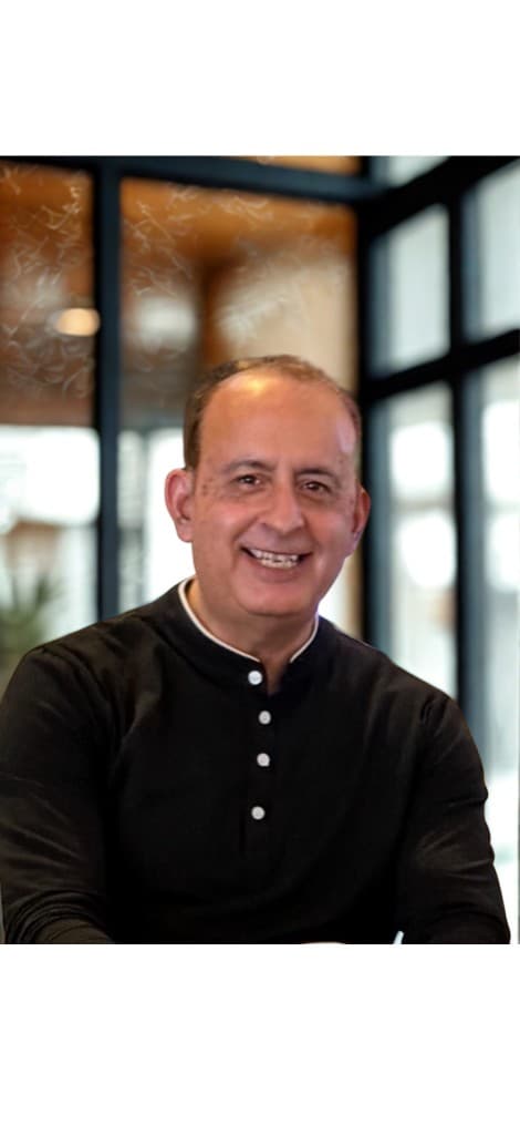 Dr. Ashwani Dhar MD, DMI — physician-entrepreneur, CEO & Chairman of ThinkRoman Ventures